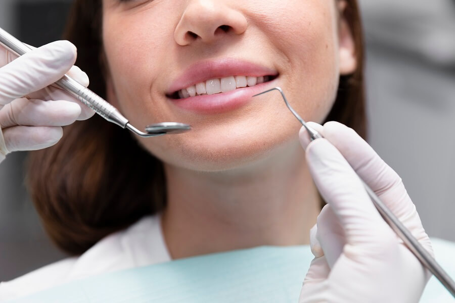 How to Choose the Best Cosmetic Dentist in The Colony? - D. Dental